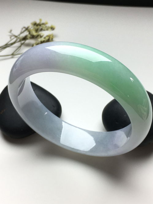 糯米玉手鐲能養透嗎？功效與作用解析