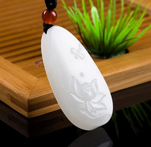 蓮花與和田玉 共塑東方美學中的純潔、高雅與尊貴